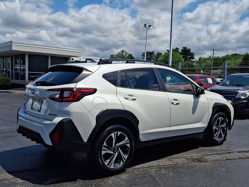 Used 2024 Subaru Crosstrek 2.0i Premium AWD/4WD image 6