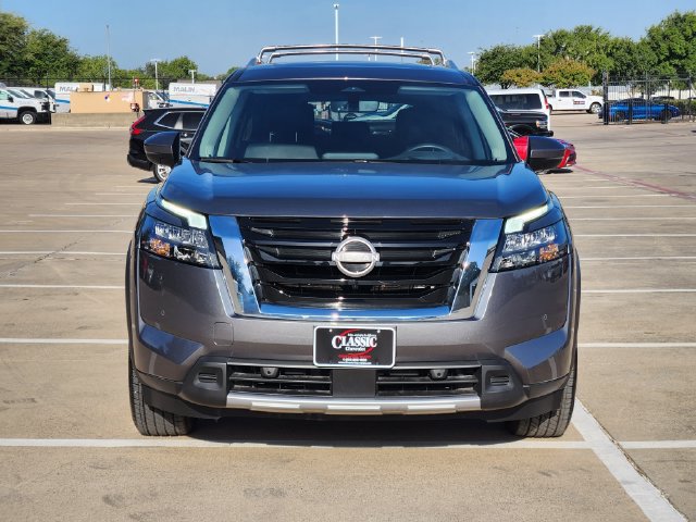 Used 2025 Nissan Pathfinder Platinum w/ Cargo Package FWD image 10