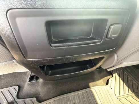 Used 2018 Chevrolet Silverado 1500 LT w/ Texas Edition AWD/4WD image 19