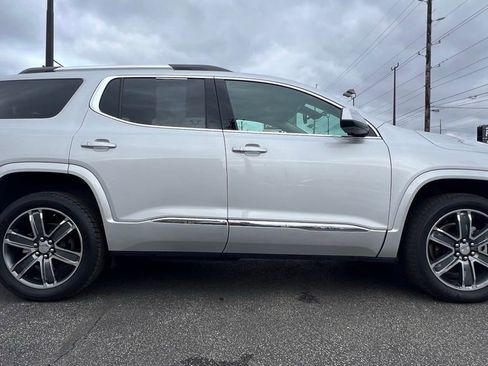 Used 2019 GMC Acadia Denali w/ Technology Package image 9