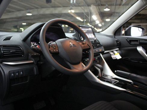 New 2026 Mitsubishi Eclipse Cross LE image 5