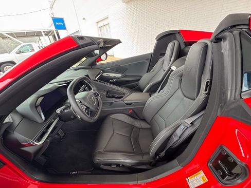 Used 2023 Chevrolet Corvette Stingray Convertible w/ Battery Protection Package image 15