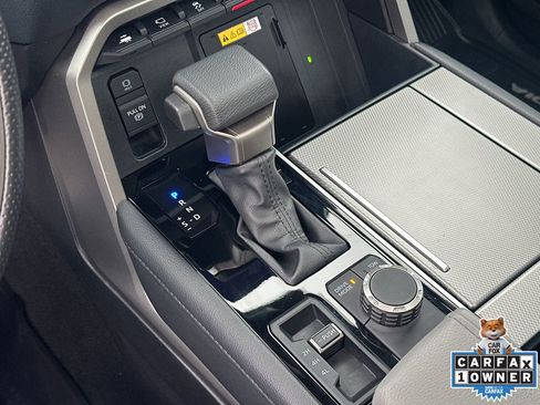 Used 2024 Toyota Sequoia Limited image 31