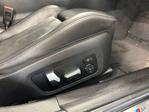 Used 2021 BMW M3 Competition w/ Executive Package RWD image 46