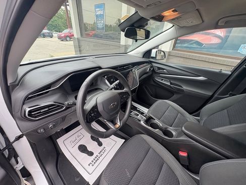 Used 2023 Chevrolet Bolt EUV LT FWD image 14