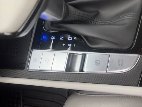 Used 2023 Hyundai Elantra Limited FWD image 38