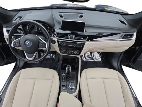 Used 2022 BMW X1 xDrive28i w/ Convenience Package image 9