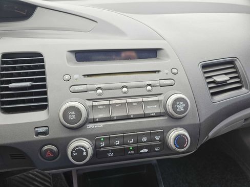 Used 2010 Honda Civic LX image 7