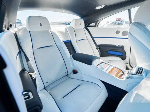 Used 2020 Rolls-Royce Wraith RWD image 40