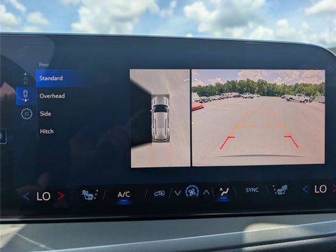New 2026 Chevrolet Traverse LT w/ Driver Confidence Package FWD image 15