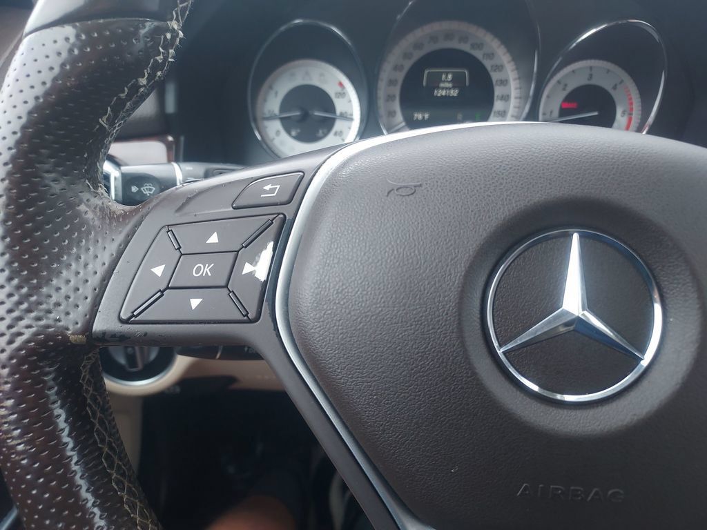 Used 2014 Mercedes-Benz GLK 250 BlueTEC 4MATIC image 22