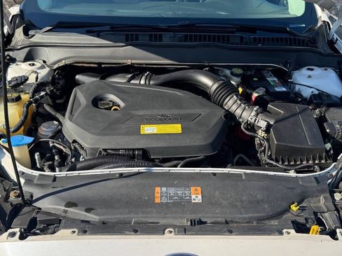 Used 2013 Ford Fusion SE FWD image 20