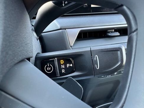 Used 2024 Kia EV9 Wind image 37