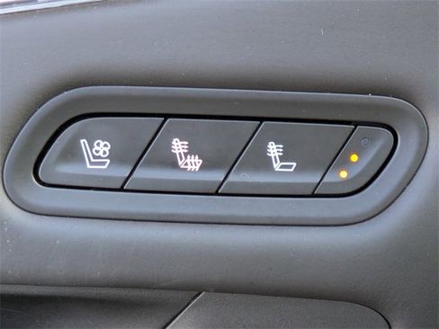 Used 2023 Cadillac Escalade Sport Platinum w/ LPO, ONYX Package image 24