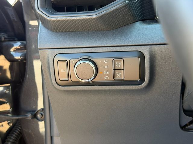 Used 2024 Ford Mustang Coupe RWD image 30