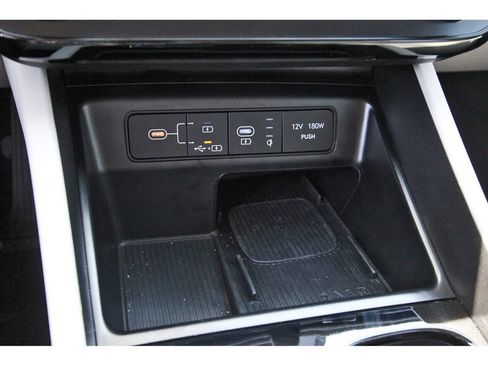 Used 2025 Hyundai Tucson SEL FWD image 32