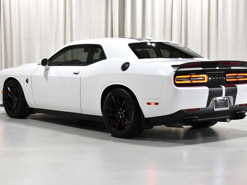 Used 2023 Dodge Challenger SRT Hellcat w/ Driver Convenience Group RWD image 6