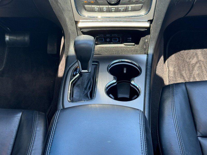 Used 2018 Jeep Grand Cherokee Limited AWD/4WD image 14