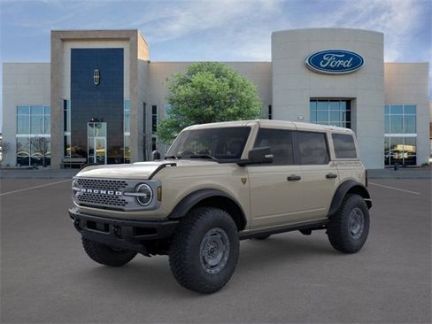 New 2025 Ford Bronco Badlands image 1