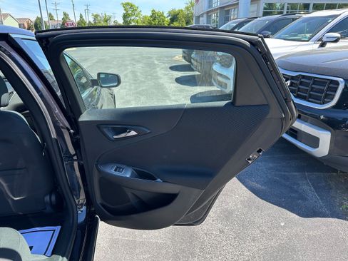 Used 2022 Chevrolet Malibu LS FWD image 14