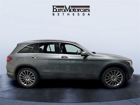 Used 2018 Mercedes-Benz GLC 300 4MATIC image 6