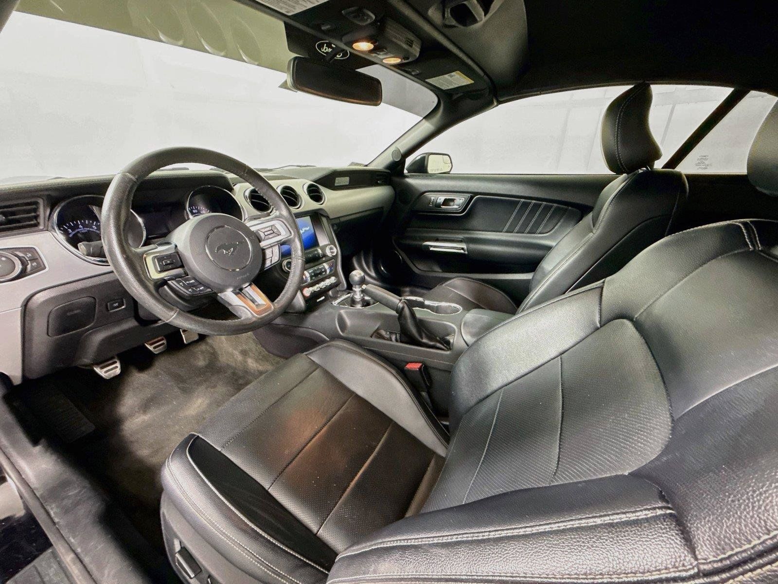 Used 2016 Ford Mustang GT Premium w/ Black Accent Package RWD image 8
