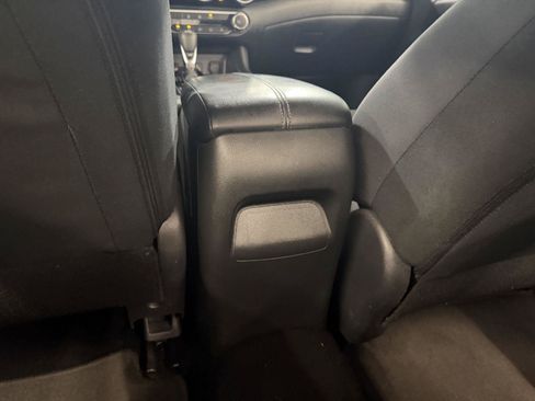 Used 2024 Nissan Sentra S FWD image 9