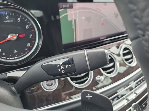 Used 2019 Mercedes-Benz E 300 image 26