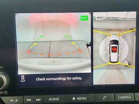 Used 2025 Nissan Pathfinder Rock Creek image 17