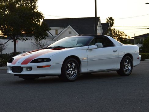 Used 1997 Chevrolet Camaro Z28 w/ Preferred Equipment Group 2 image 23