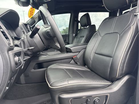 Used 2024 RAM 1500 Limited AWD/4WD image 15