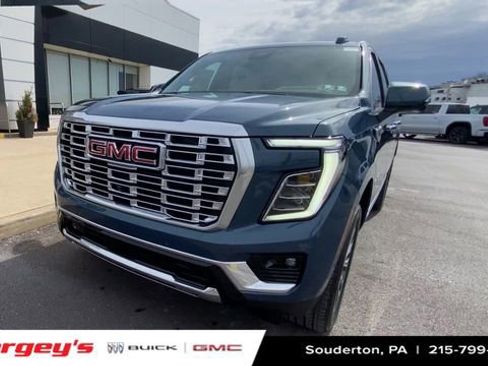 New 2026 GMC Yukon XL Denali w/ Denali Reserve Package image 3