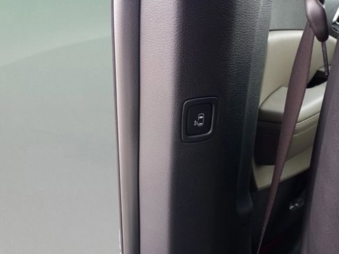 New 2026 Kia Carnival EX FWD image 26