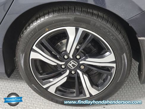 Certified 2018 Honda Civic Touring image 10