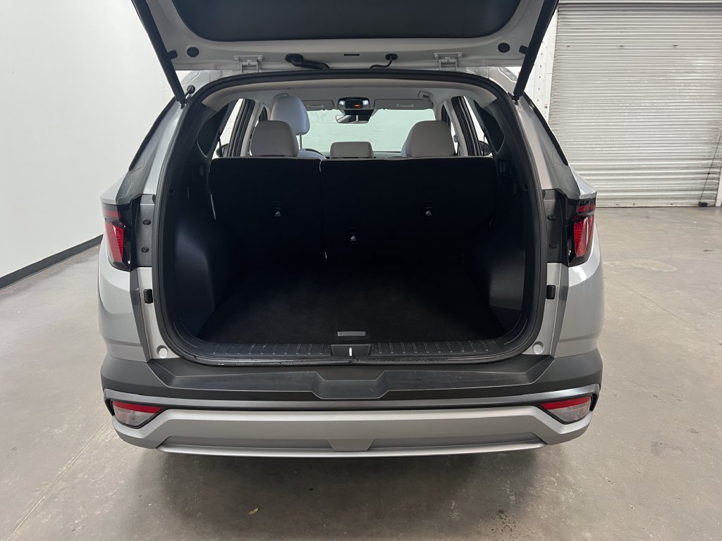 Used 2025 Hyundai Tucson SEL FWD image 23