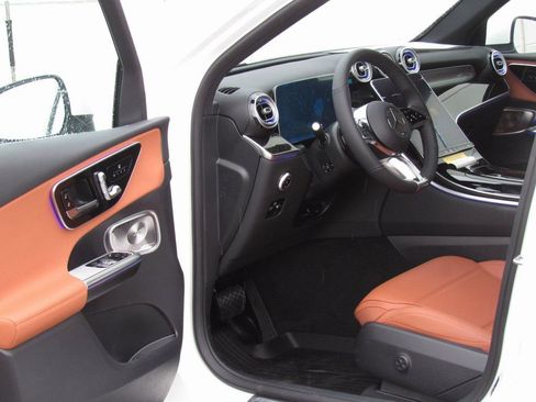 New 2026 Mercedes-Benz GLC 300 4MATIC image 8