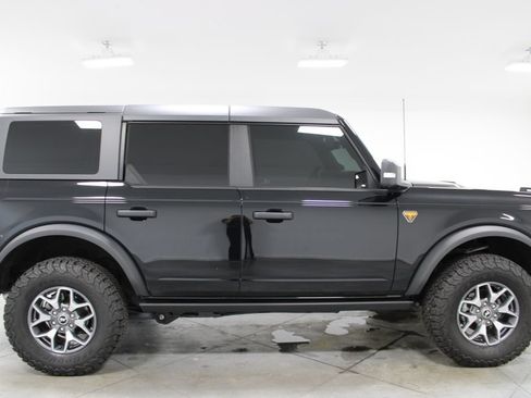 Used 2024 Ford Bronco Badlands AWD/4WD image 11