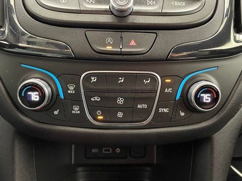 Used 2024 Chevrolet Equinox RS AWD/4WD image 7