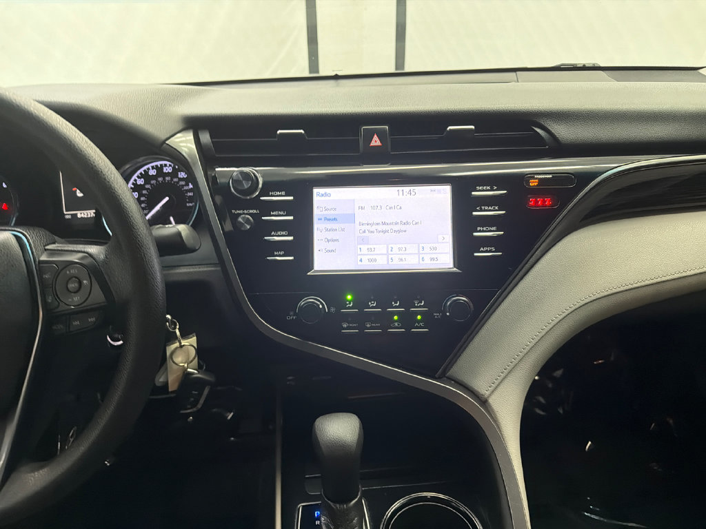 Used 2019 Toyota Camry LE FWD image 27