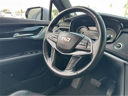 Certified 2024 Cadillac XT5 Premium Luxury image 27