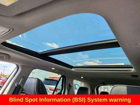 Used 2025 Honda Pilot Elite image 12