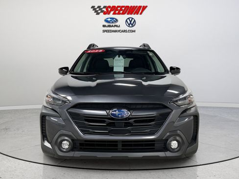 Certified 2025 Subaru Outback Premium image 2