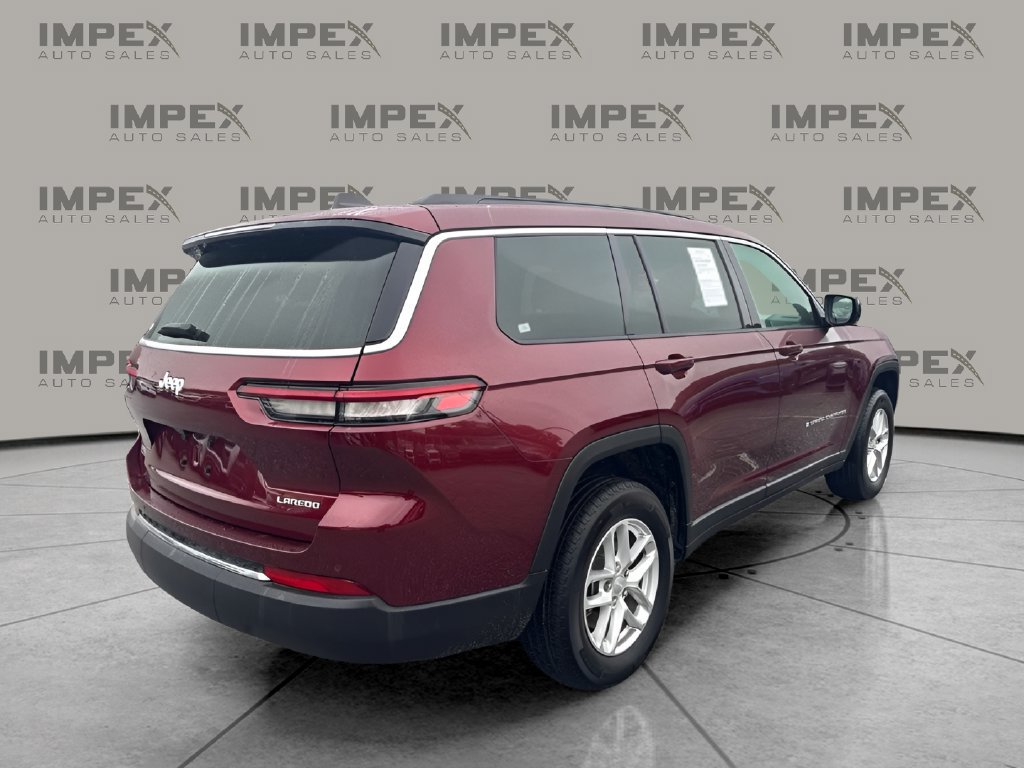Used 2025 Jeep Grand Cherokee L Laredo w/ Trailer Tow Package RWD image 3