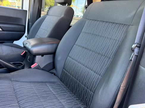 Used 2011 Jeep Wrangler Rubicon w/ PWR Convenience Group AWD/4WD image 16