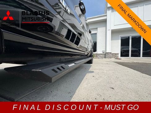 Used 2022 RAM 1500 Laramie image 13