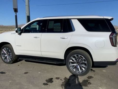 Used 2025 Chevrolet Tahoe High Country image 6