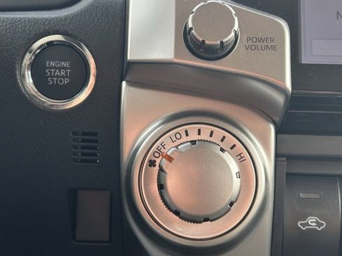 Used 2023 Toyota 4Runner SR5 image 40