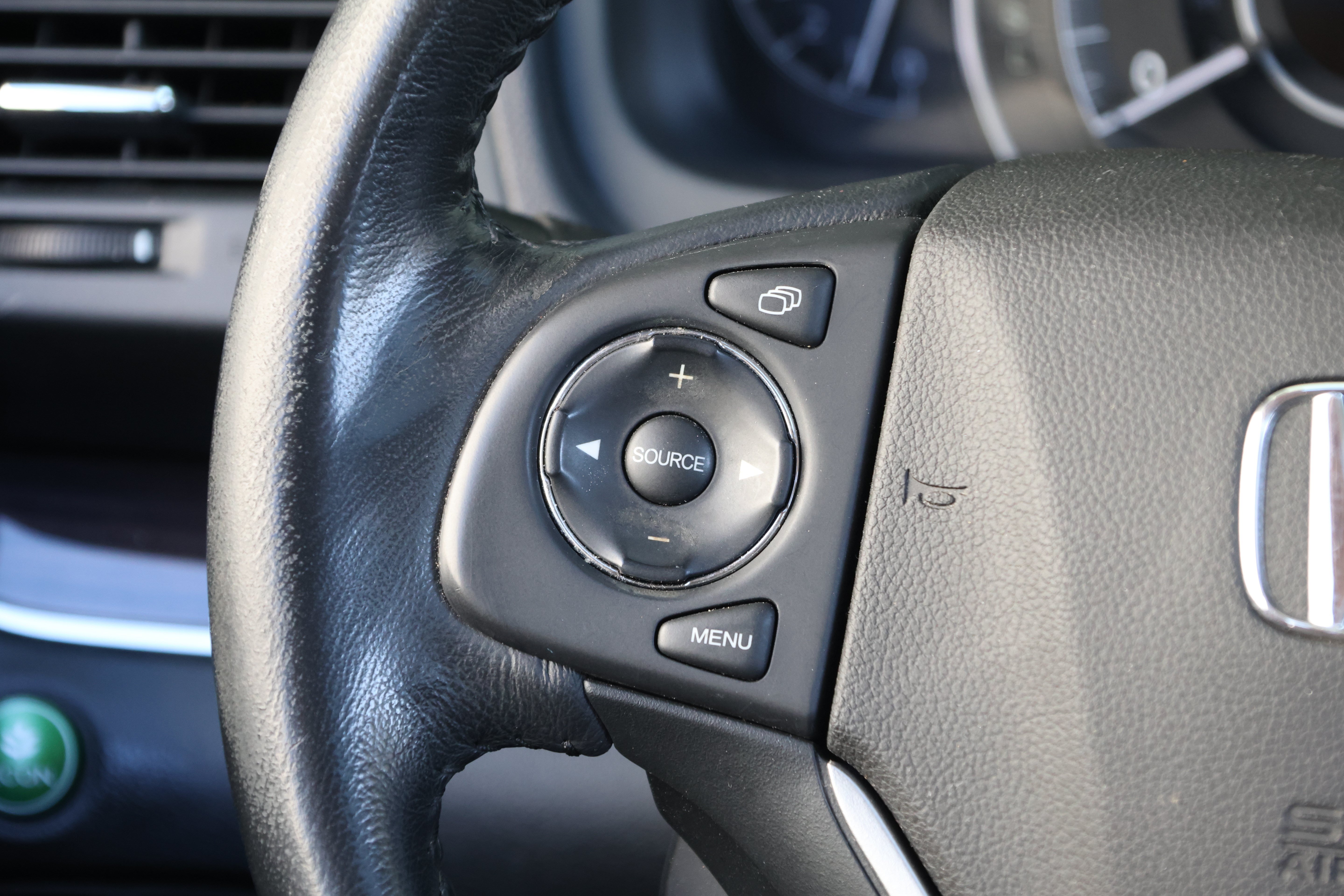 Used 2015 Honda CR-V Touring image 29