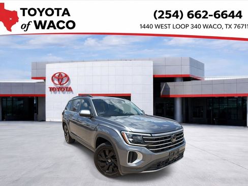 Used 2024 Volkswagen Atlas SE FWD image 1