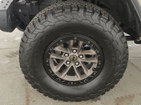 Used 2025 Jeep Wrangler Unlimited Rubicon 392 image 4